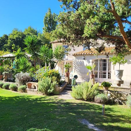 Le Mas Des Agapes Beaucaire  Exterior foto